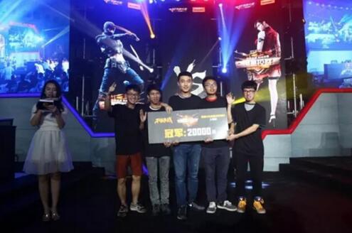 舞台崭露头 舞台崭露头