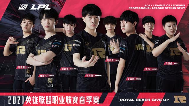 随着球队逐 随着球队逐