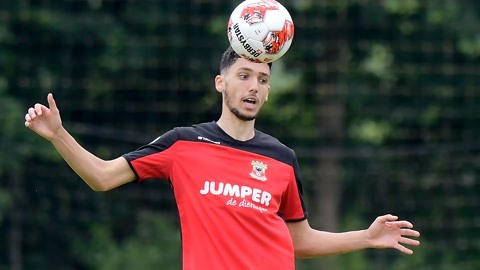 年少時的C 年少時的C