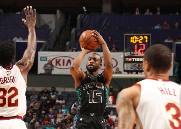 三节比赛中 三节比赛中