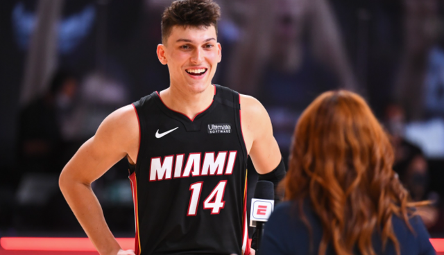 底角回应 底角回应